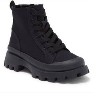 Steve Madden Vines Chunky Platform Lug Sole combat boots
